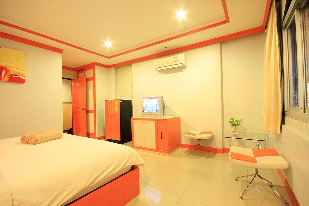 The Palm Delight Lodge Haat Jomtien Eksteriør bilde