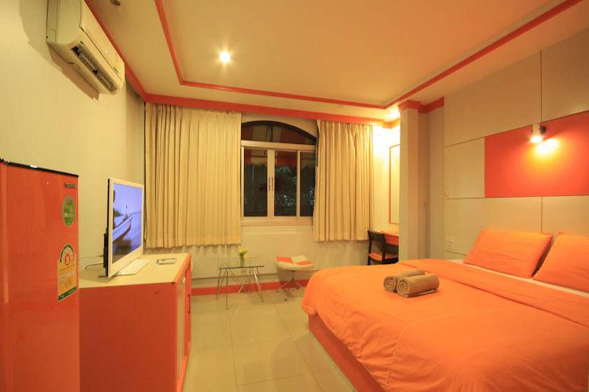 The Palm Delight Lodge Haat Jomtien Eksteriør bilde