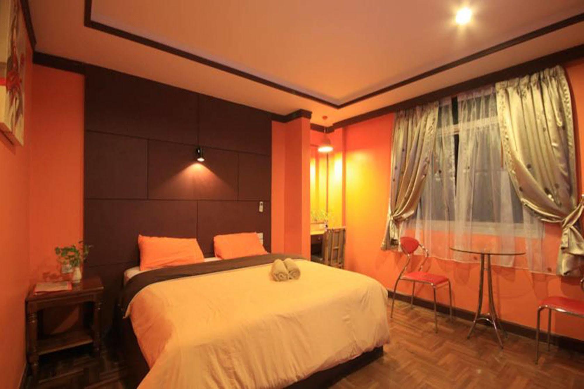 The Palm Delight Lodge Haat Jomtien Eksteriør bilde