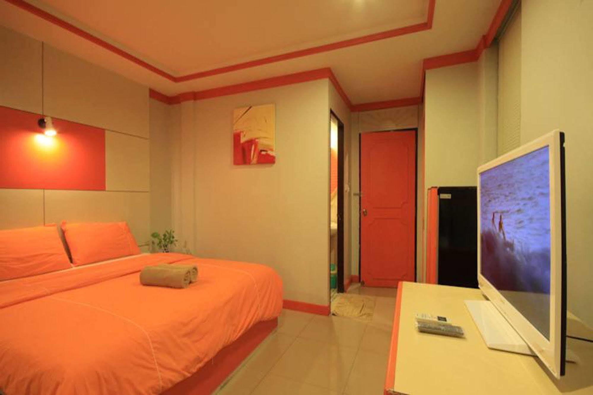 The Palm Delight Lodge Haat Jomtien Eksteriør bilde