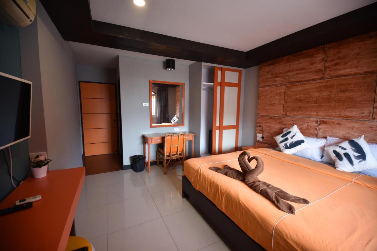 The Palm Delight Lodge Haat Jomtien Eksteriør bilde