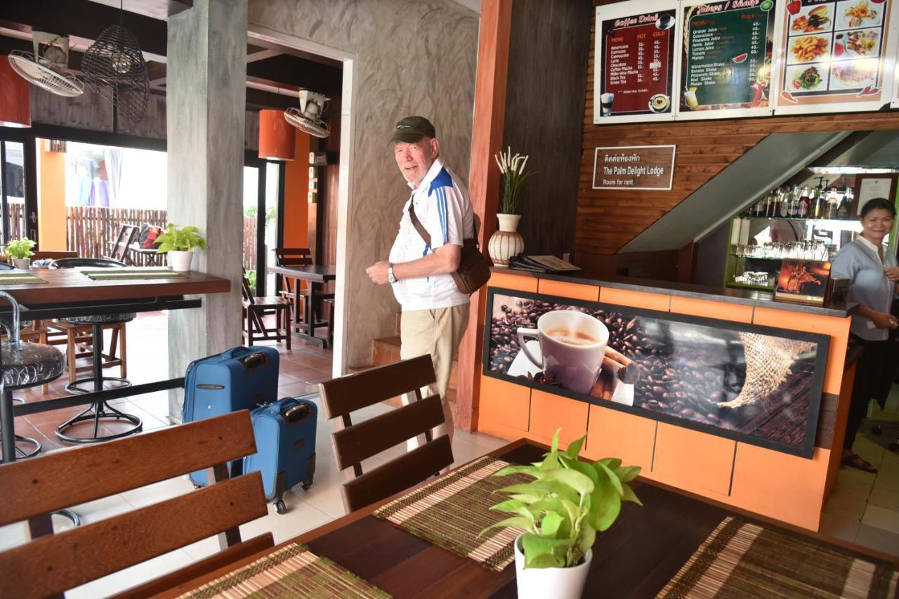 The Palm Delight Lodge Haat Jomtien Eksteriør bilde