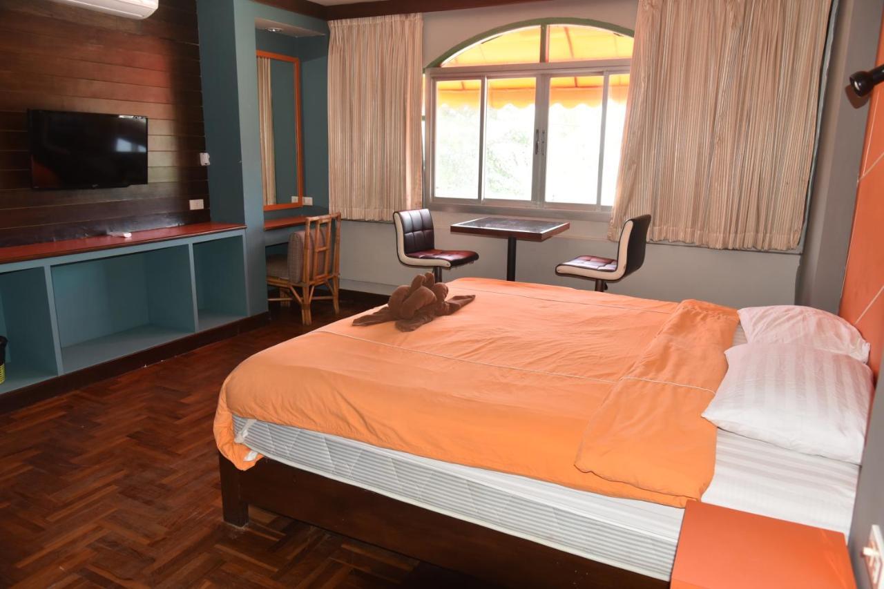 The Palm Delight Lodge Haat Jomtien Eksteriør bilde